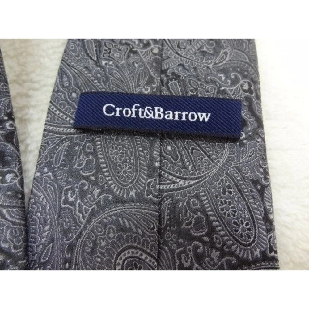 Classic Paisley Gray Black White croft and borrow Men's Tie Necktie